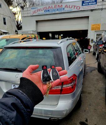 Mercedes - Locksmith- Car Key Replacement