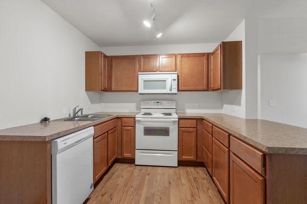 2 bedroom ground level kitchen!