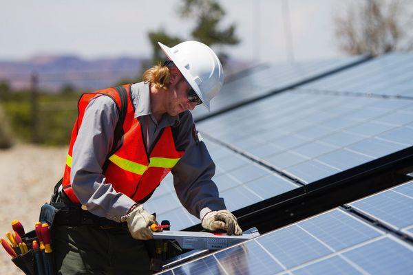 Denver Electricians - Rocky Mountain Electric, Solar, Heating