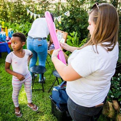 Balloon twisters for hire in Dallas