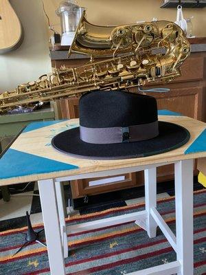 Woa who needs a sax stand when I can use my new Goorin Bro's hat!