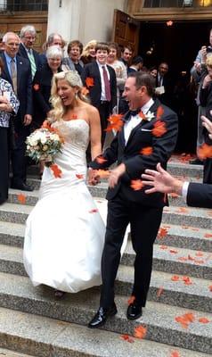 This gorgeous bride looks healthy and fresh with her sunless glow from G&G..