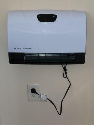 Electric room heater mounted