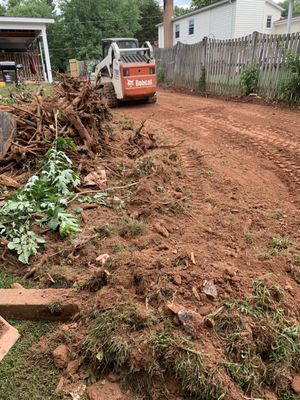 Grade prep and clean up for driveway