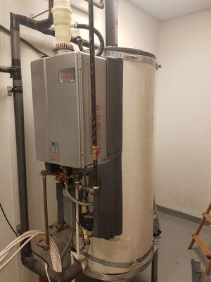 Rinnai hybrid water heater