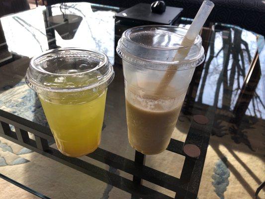 "Tea" on the left. "Smoothie" on the right.