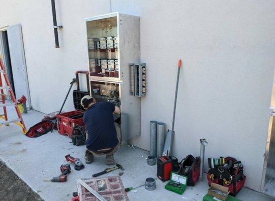 Installation of switchgears