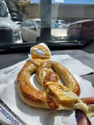 Classic Wetzel Pretzel w/ Cheddar Cheese