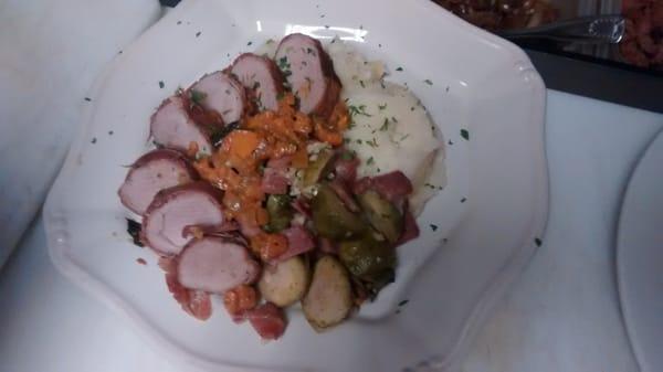 Pan seared pork tender loin with vegetables,ashed potato's and a persimmon apple chutney!!!