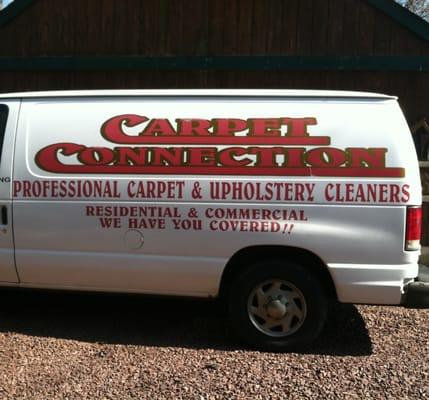 we clean carpets / furniture / tile & grout