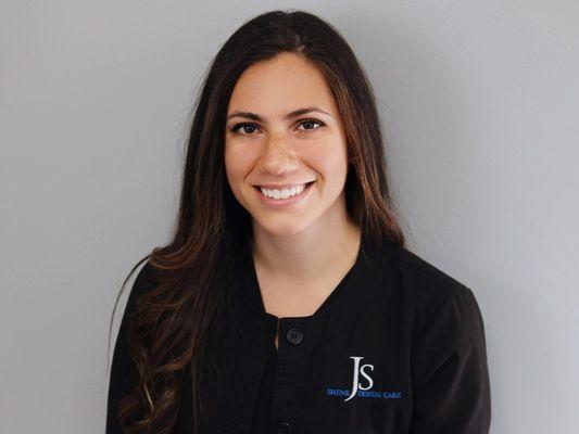 Louisa is our lead dental assistant and has been with Shenk Dental since 2014!