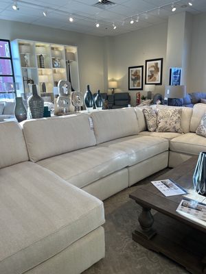 Alani sectional