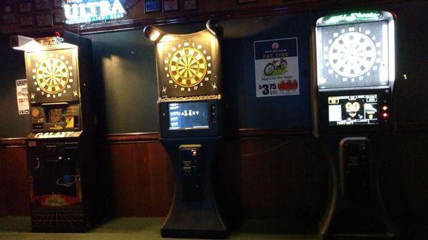 3 dart machines. The one on the right has a free sharks game :)