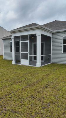 Screened in porch