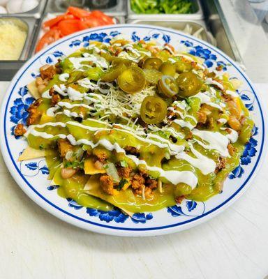 Loaded Nachos (asada,pollo y pastor)