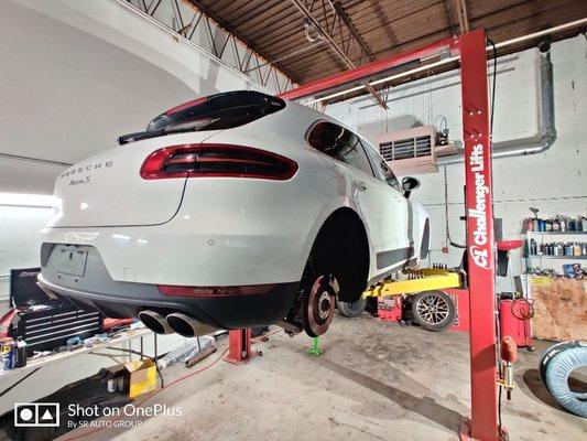 Brake service for macan s