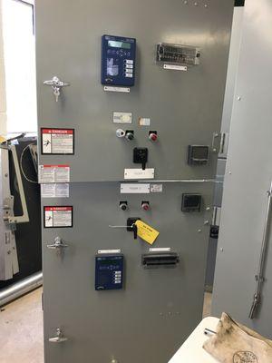 Medium Voltage Metal-Clad Indoor Switchgear with VR Vacuum Circuit Breakers.