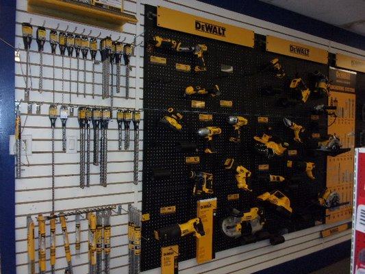 Showroom Dewalt Display