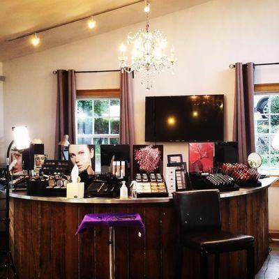 Our beauty bar where brows get tinted.