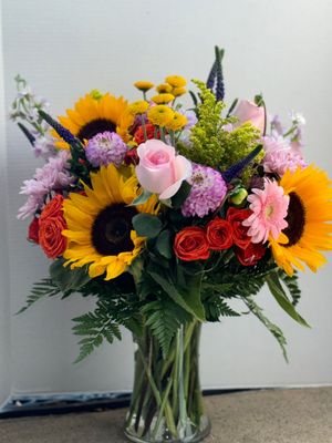 Flowers arranged #sunflowers #brightarrangement