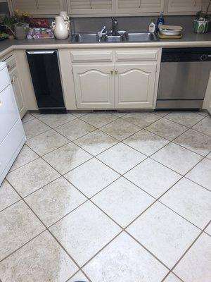 Tile & grout cleaning