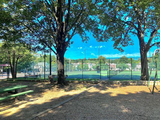 Ardmore Avenue Community Center