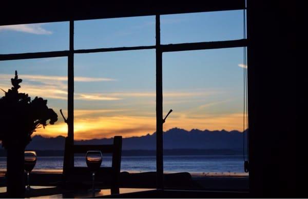 Memorizing view of beach and Olympic Mts from living room.