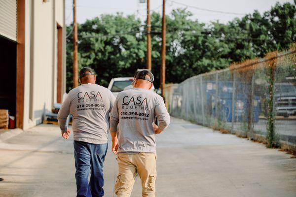 Some Casa Roofing team members starting their day