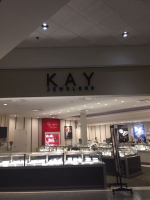 Kay Jewelers -- Colonial Park Mall : 4600 Jonestown Road / Route 22, Harrisburg                 Storefront