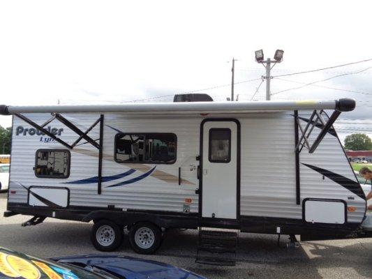 Used travel trailer dealer. Used travel trailer dealership located in Madison, OH. Brought to you by Roughin' It!