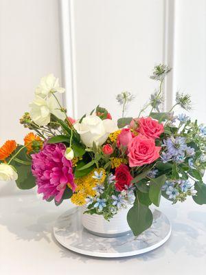 Edina's Premiere neighborhood florist. Order flowers today