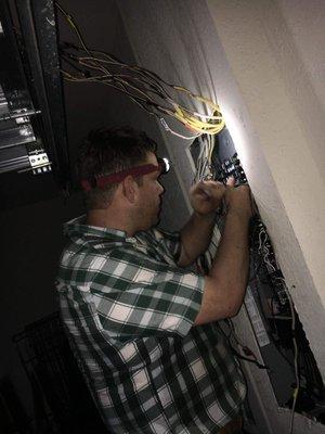 Wiring electrical panel