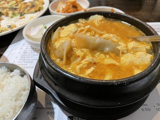 Dumpling tofu soup