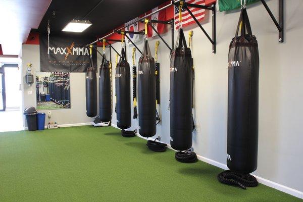 Heavy Bag Station