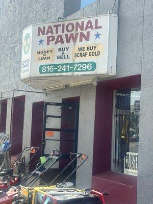 National Pawn