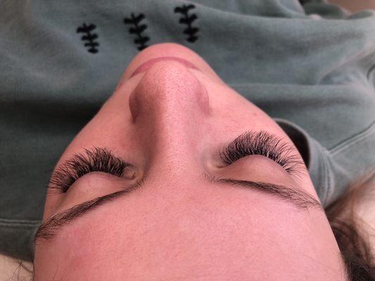 Light Volume Lashes