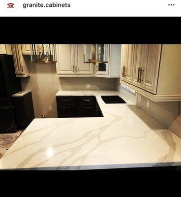 Exotic calacatta classic quartz countertops 35% discount with a free sink and faucet