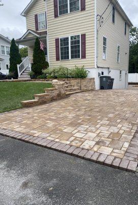 Pavers Steps, retaining wall and Driveway.