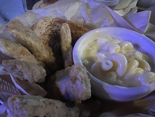 Steak Finger basket with Mac & Cheese