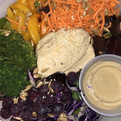 Rainbow Buddha Bowl - so amazing!