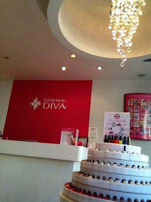 The entry way of Dashing Diva!