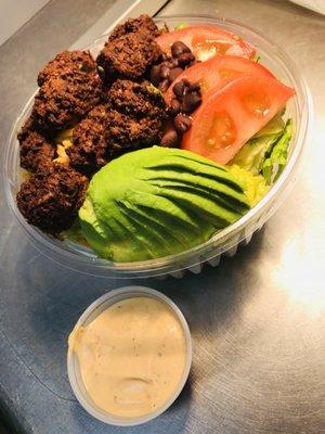 Santa Fe Salad with Falafel !