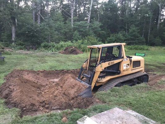 ASV 2810 Posi Track skid loader on soft rubber tracks