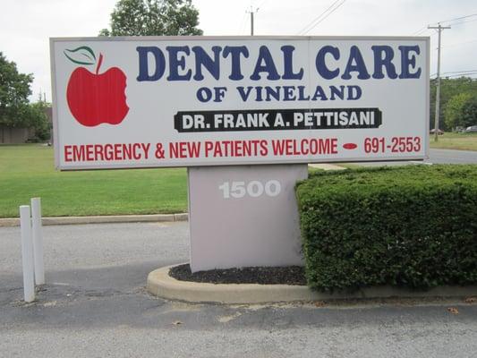 Dental-Care-of-Vineland-sign