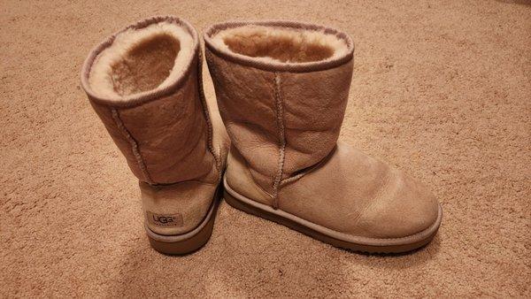 Glued soles, reconditioning, and waterproofing for Uggs.