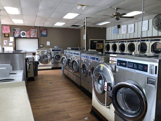 Cindy's Laundromat