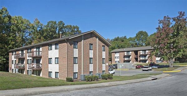 Oak Park Apartments in Salem, VA. Offering one, two and three bedroom apartments for rent is Salem.