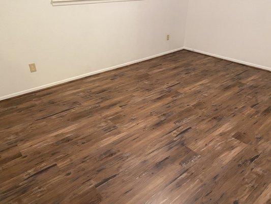 Vinyl flooring