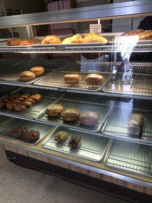 Yes... they still have donuts left when we got here around lunch time. Donuts for lunch!!