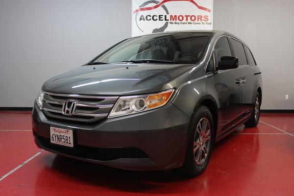 2013 Honda Odyssey EX  1 owner vehicle in excellent condition! Very low miles.